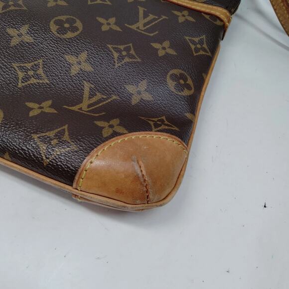 💎✨Authentic✨💎Louis Vuitton Coussin GM Shoulder bag - Picture 6 of 9